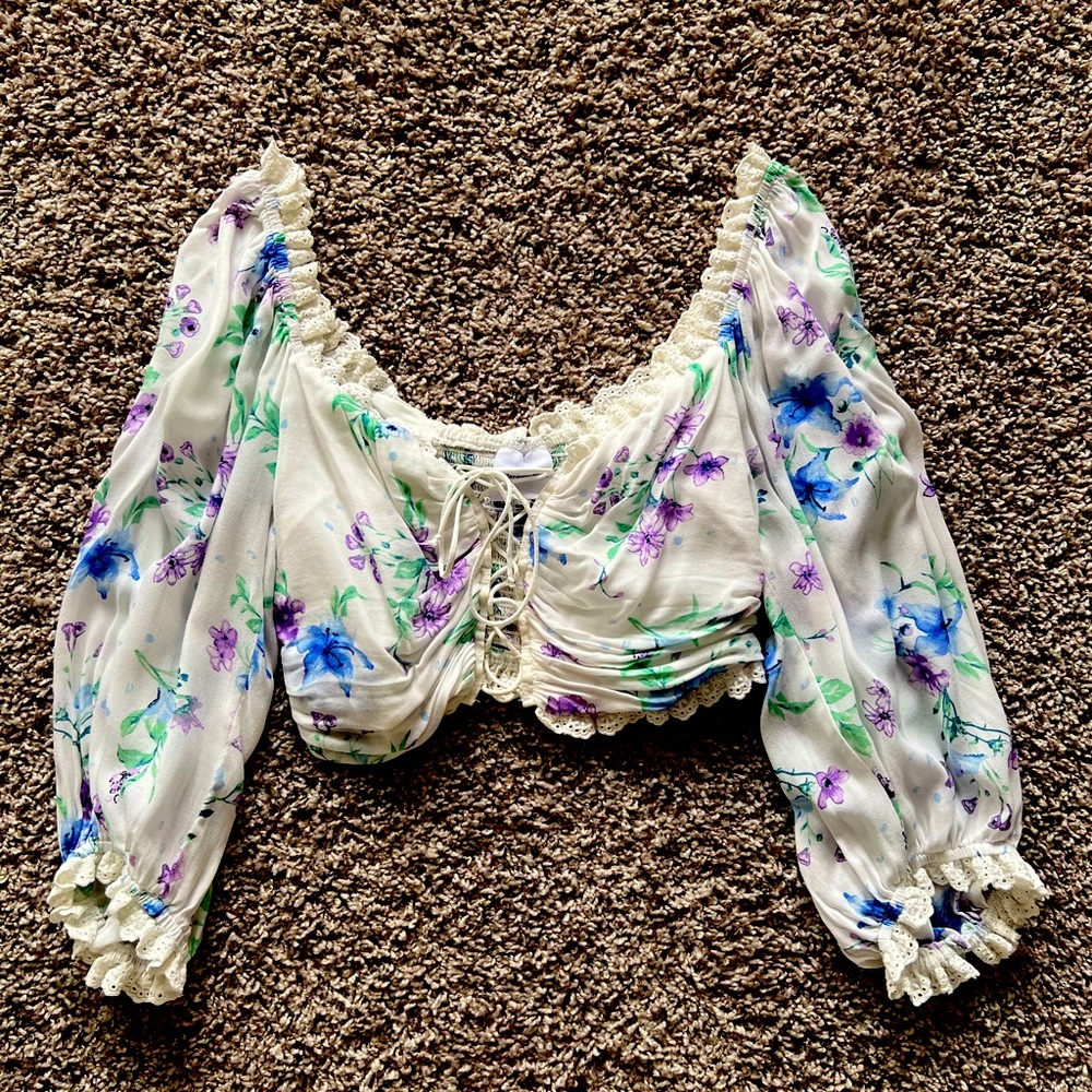 Skylar + Madison Floral Crop